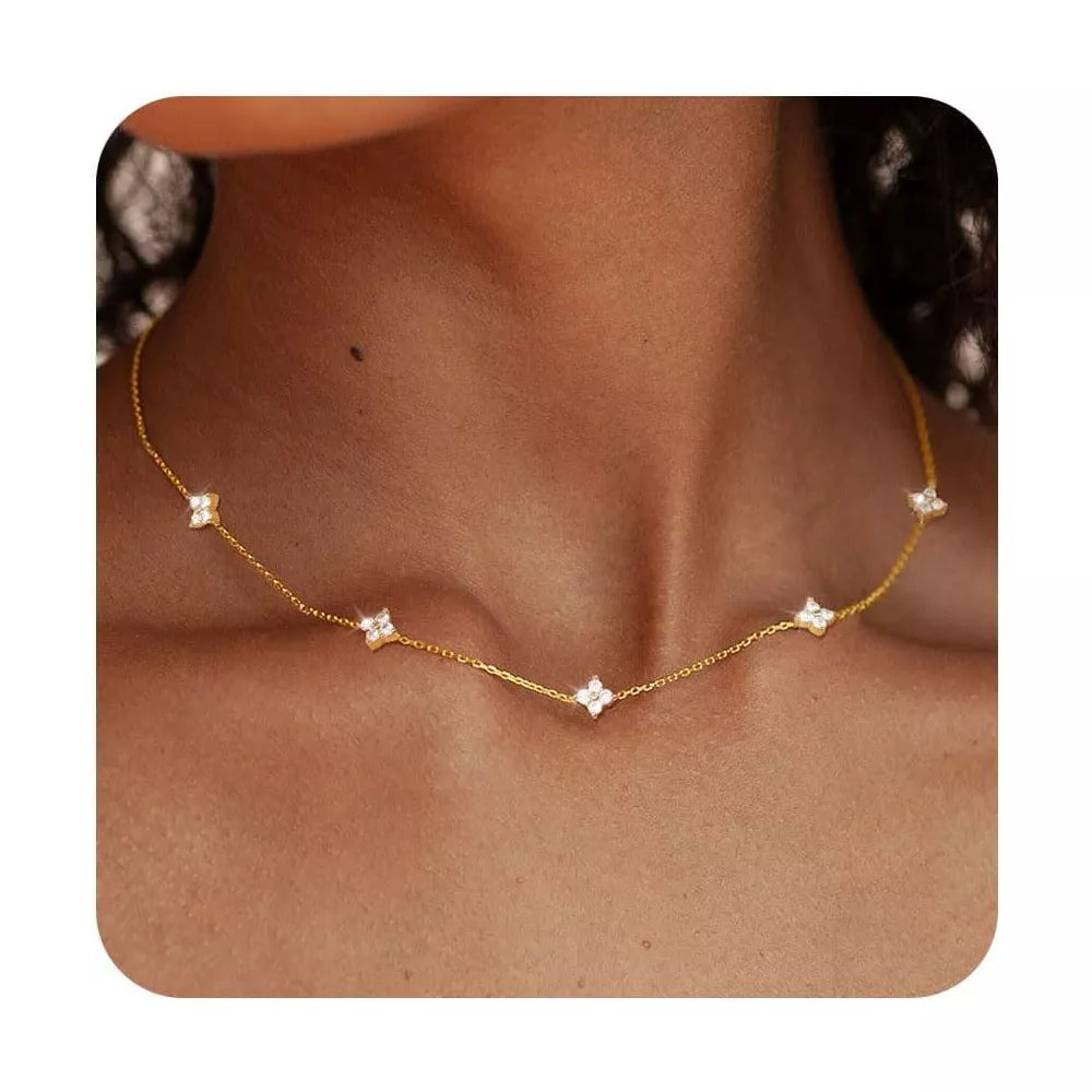 5 CLOVER NECKLACE
