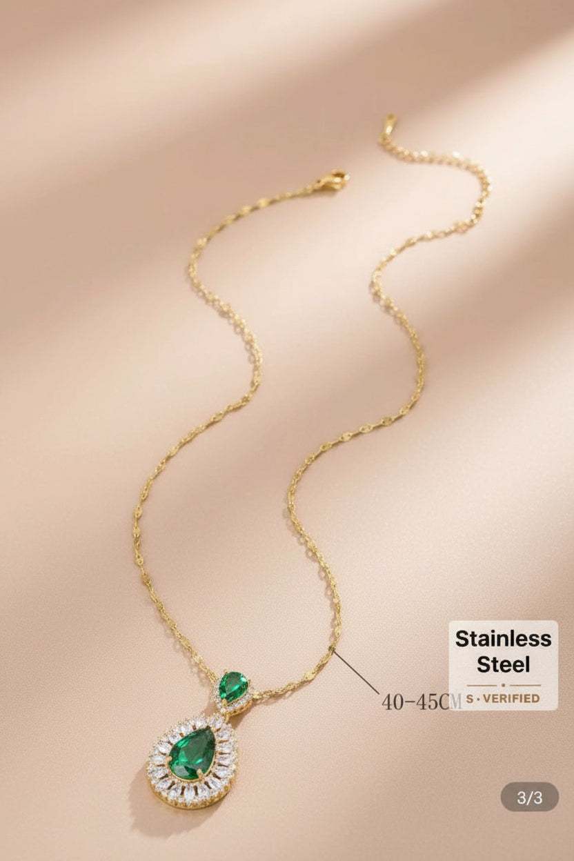 Dark Green Pendant Necklace