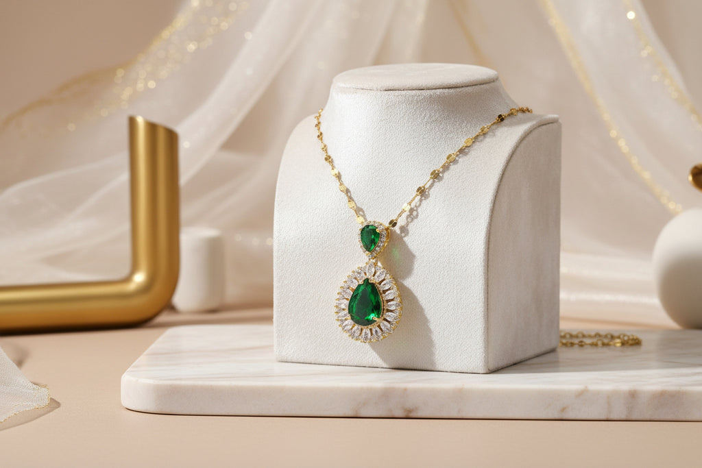 Dark Green Pendant Necklace