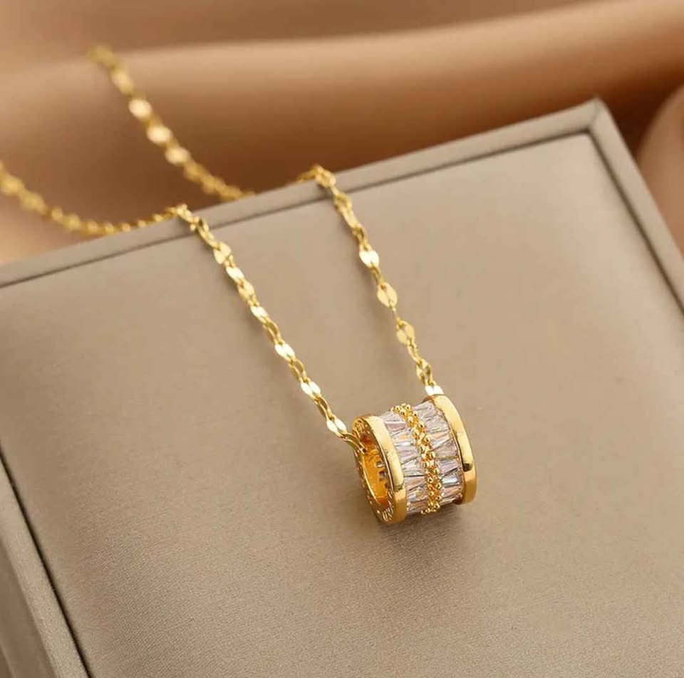 Bead Pendant Crystal Necklace
