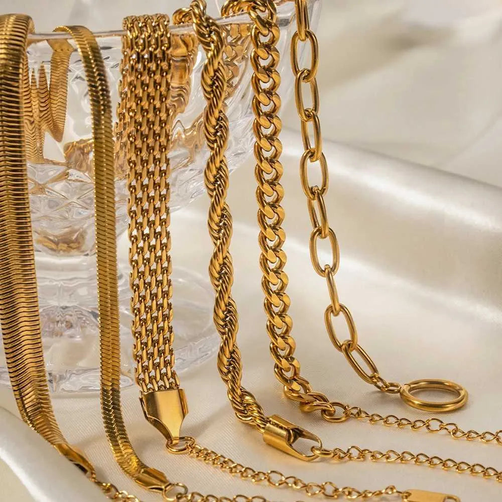 Multi Chain NY Bracelet Set