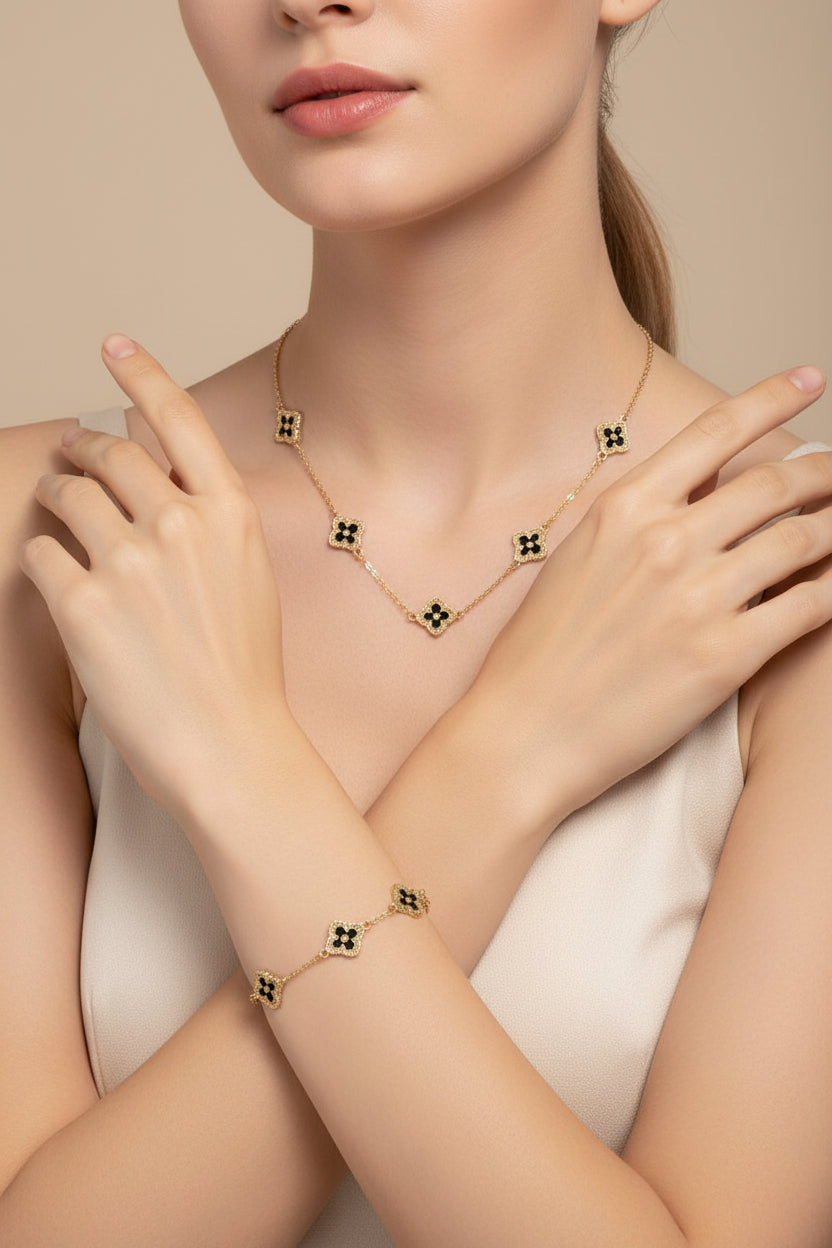 Black & Gold Tone Regal 5 Clover Chain Set
