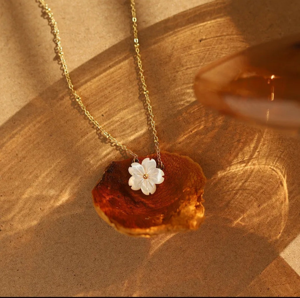 White Flower Set