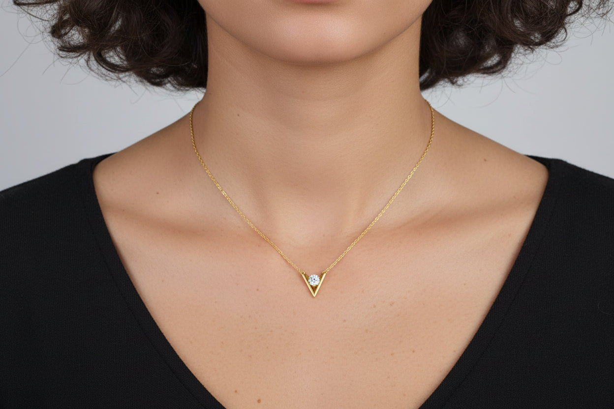 V-Cast Pendant Necklace