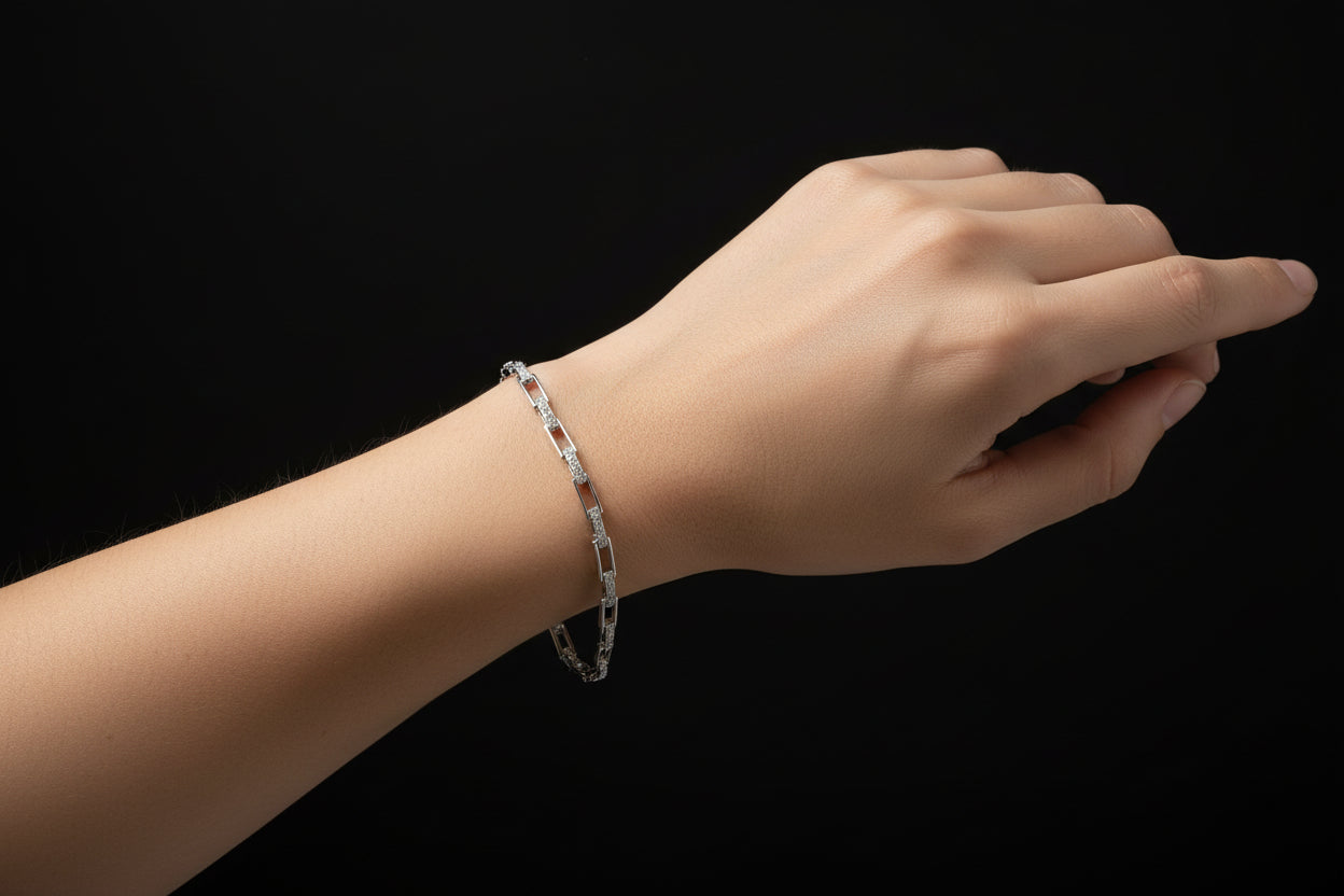 Diamond Square Link Bracelet (1/6 CTTW) in Sterling Silver