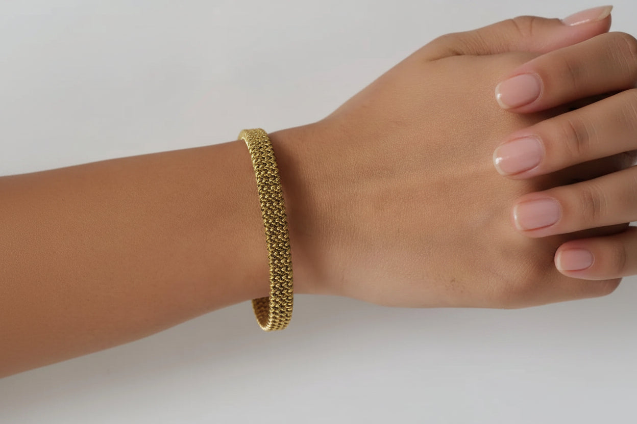 Mesh Gold Cuff - Medium